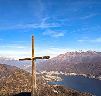 The cross of Cesara and the cross of Nonio - itinerarium