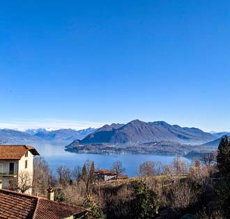The panoramic trail in the woods of Stresa - itinerarium